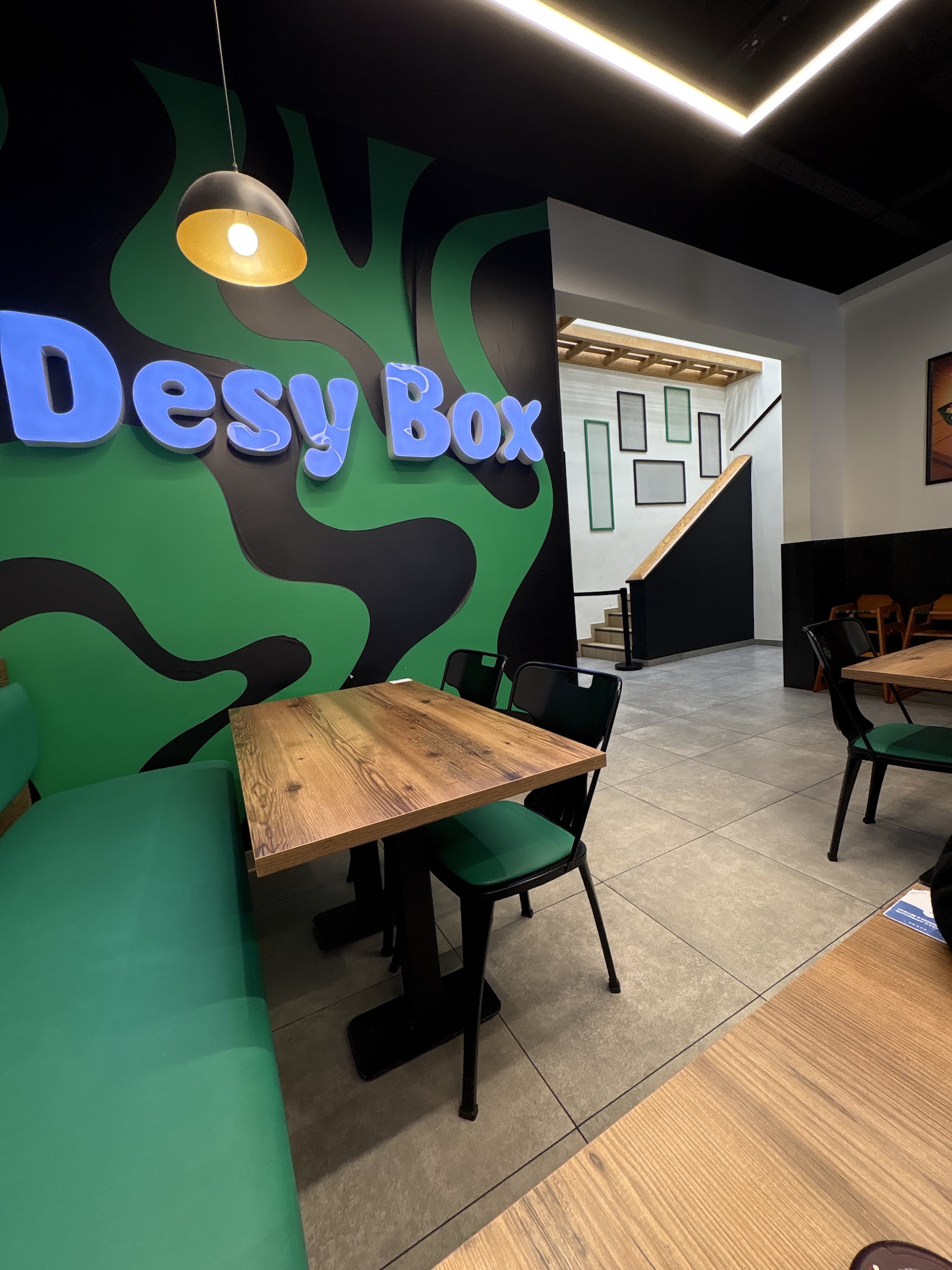 Desy Crousty